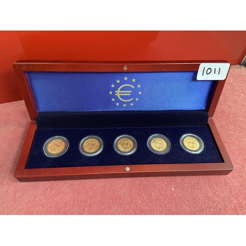 1011 - 5 Full sovereign coin set 1914-1918 with case - Only 10% buyer's premium