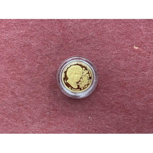 1021 - 24ct Gold proof 2000 Guernsey £25 coin - Only 10% buyer's premium