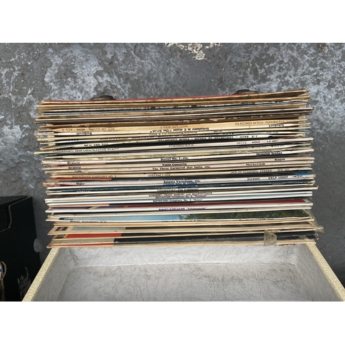 95 - Case containing LPs