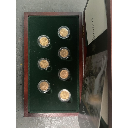 1005 - Display case containing 7 full sovereigns - Only 10% buyer's premium