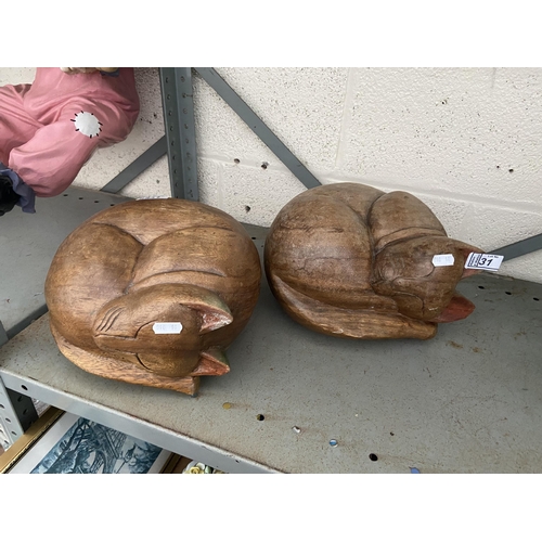 31 - Pair of large wooden sleeping cats