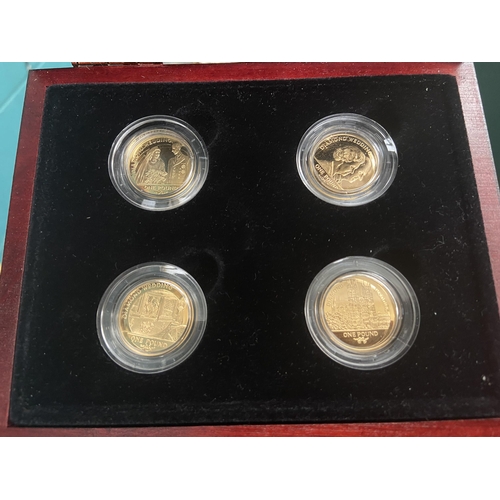 1013 - 2007 Diamond Wedding gold proof Gibraltar sovereign set - Only 10% buyer's premium