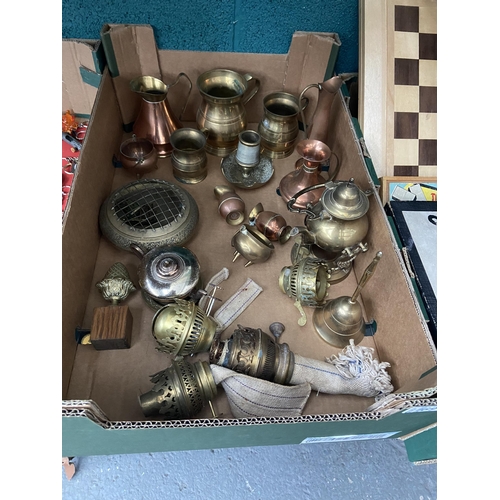 691 - Box containing assorted brass ware and copper