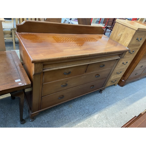 290 - Vintage 2 over 2 chest of drawers