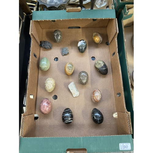 90 - Box containing onyx eggs etc