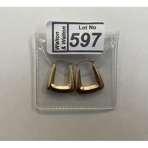 597 - Pair of 9ct gold hinged earrings - Only 10% buyer's premium