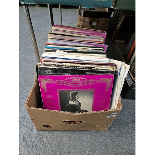 86 - Box containing LPs