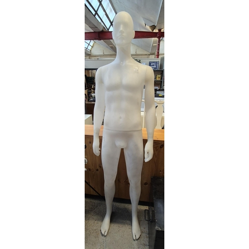 338 - Full size mannequin