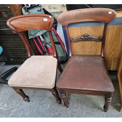 375 - 2 Vintage chairs