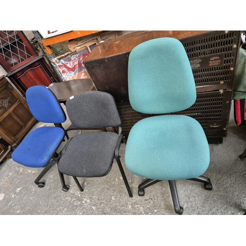 376 - 3 Reception/ office chairs