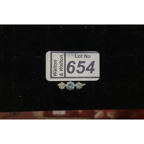 Lot 654       