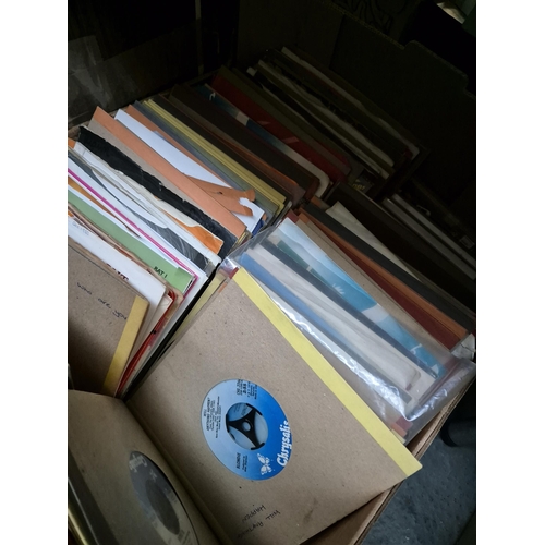 85 - Box containing singles