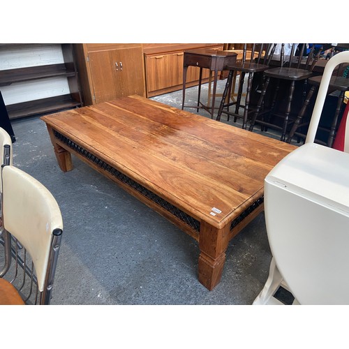 315 - Large hardwood coffee table