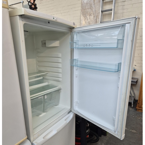 330 - Zanussi Electrolux fridge freezer (working)