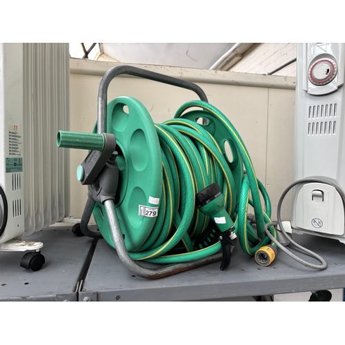 279 - Hozelock garden hose reel