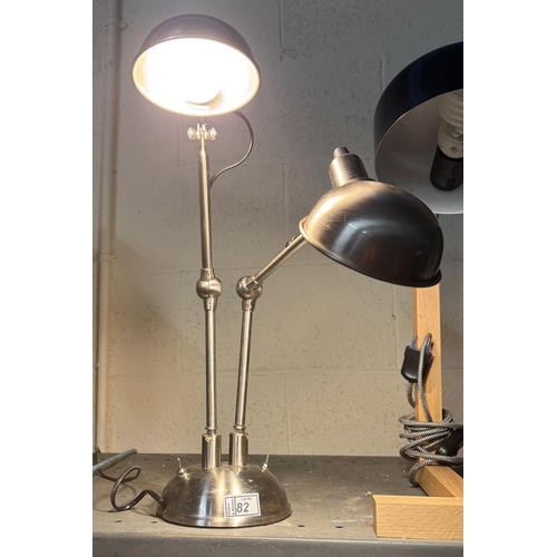 82 - An industrial 'anglepoise' style lamp (working)