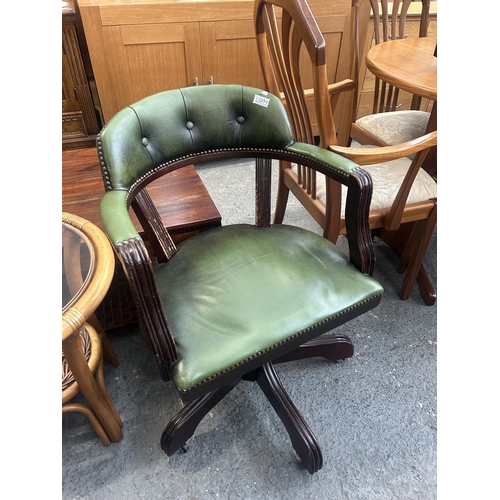 354 - Vintage green captain's chair