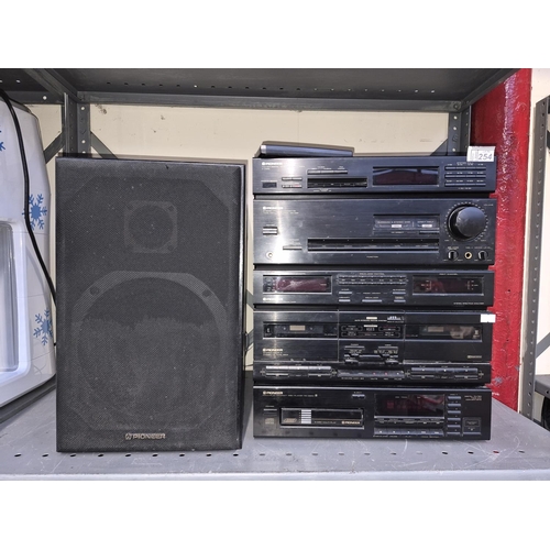 254 - Pioneer stereo deck with separate tuner (F-Z92L) and CD player (PD-Z82M) with speakers