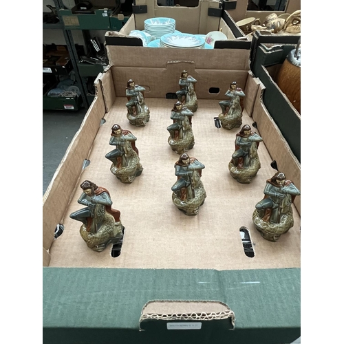 183 - Box containing Wade St. George figures of the British Myths & Legends series