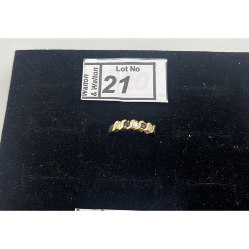 21 - 9ct gold stone set ring, Size P 3.3g - Only 10% buyer's premium