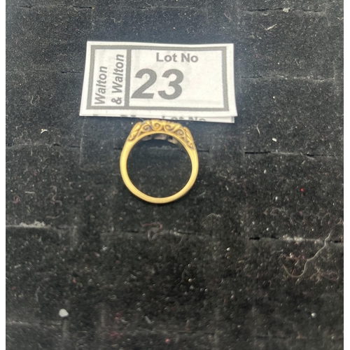 23 - 9ct Gold ring, size J 2.2g - Only 10% buyer's premium