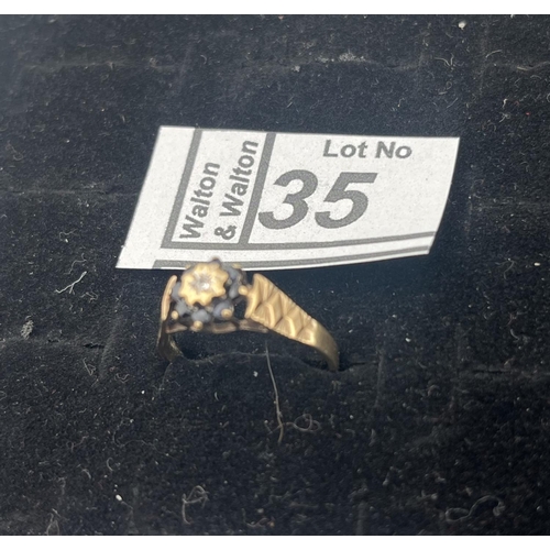 35 - 9ct Gold sapphire cluster ring, size Q 2g - Only 10% buyer's premium