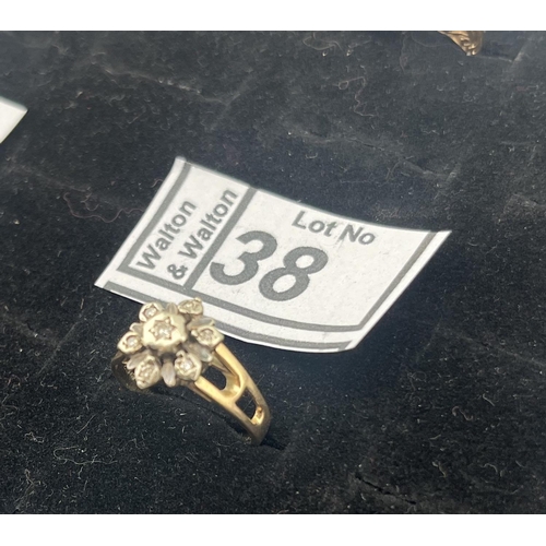 38 - 9ct Gold diamond cluster ring, size M 2.9g - Only 10% buyer's premium