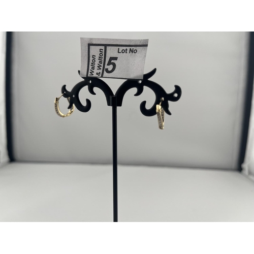 5 - Pair of 9ct gold diamond earrings, 1.1g - Only 10% buyer's premium