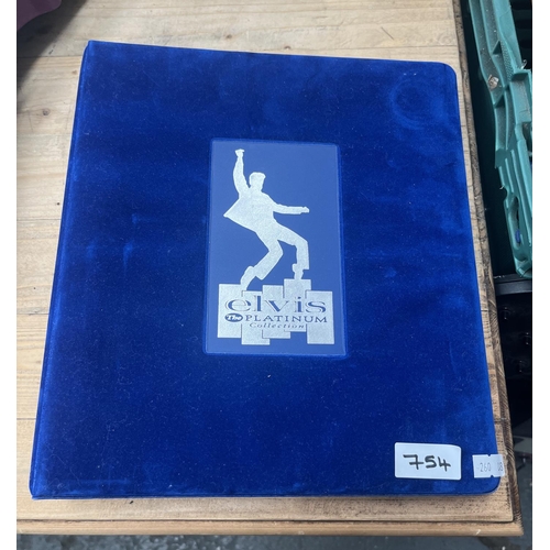 754 - The Elvis Platinum collection, collectors cards
