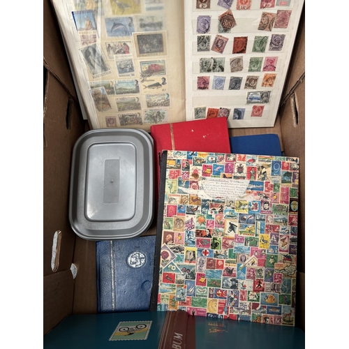 828 - Box containing albums of World stamps and a quantity of loose stamps