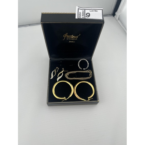 9 - Quantity of silver jewellery including large hoop earrings, over 8g
