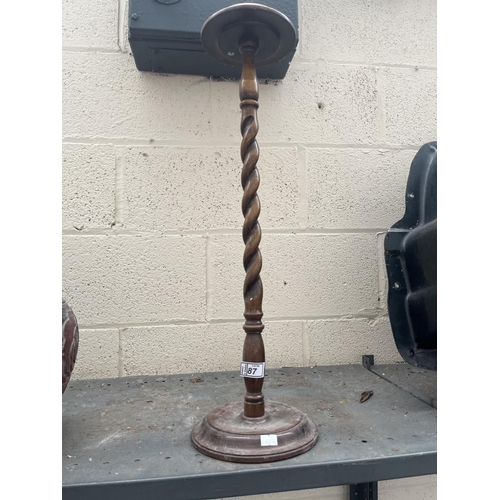 87 - Vintage barley twist ashtray stand