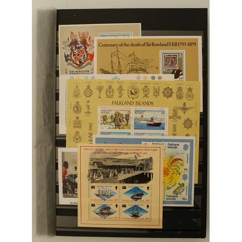 17 - Misc. Lots & Collections FALKLAND ISLANDS 1953/2015 Q.E.II comprehensive Commem. & Defin. mint unmtd... 