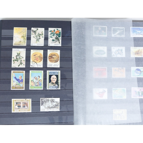 25 - Misc. Lots & Collections CHINA 1897 to late 1990's  mint & used coll. sets/part-sets incl. various P... 