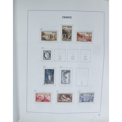 27 - Misc. Lots & Collections FRANCE 1849/1994 substantial mostly used collection in Davo printed album, ... 