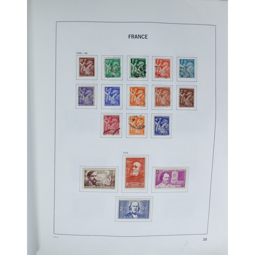 27 - Misc. Lots & Collections FRANCE 1849/1994 substantial mostly used collection in Davo printed album, ... 