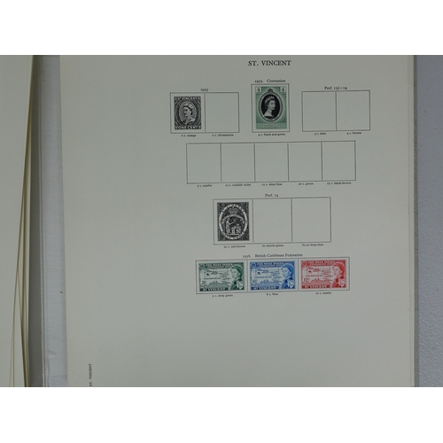 34 - Misc. Lots & Collections COMMONWEALTH Q.E.II fine mint coll. mainly complete sets including Falkland... 