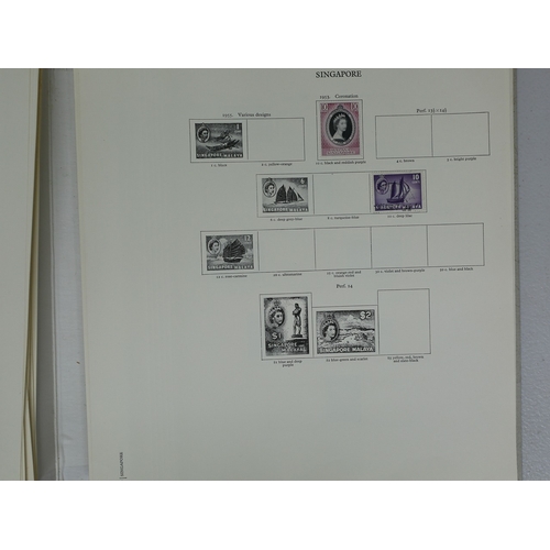 34 - Misc. Lots & Collections COMMONWEALTH Q.E.II fine mint coll. mainly complete sets including Falkland... 