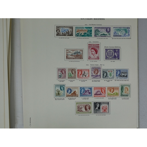 34 - Misc. Lots & Collections COMMONWEALTH Q.E.II fine mint coll. mainly complete sets including Falkland... 