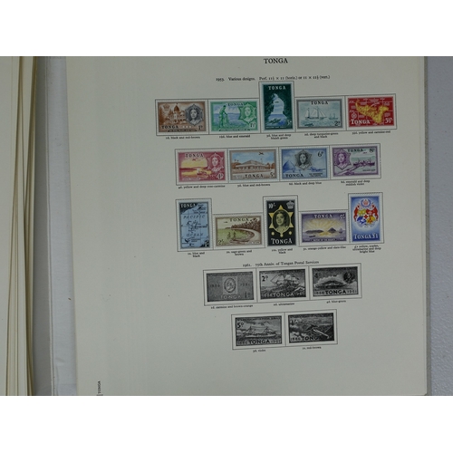 34 - Misc. Lots & Collections COMMONWEALTH Q.E.II fine mint coll. mainly complete sets including Falkland... 