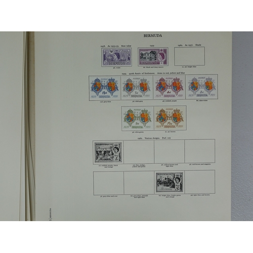 34 - Misc. Lots & Collections COMMONWEALTH Q.E.II fine mint coll. mainly complete sets including Falkland... 