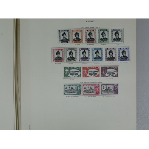 34 - Misc. Lots & Collections COMMONWEALTH Q.E.II fine mint coll. mainly complete sets including Falkland... 