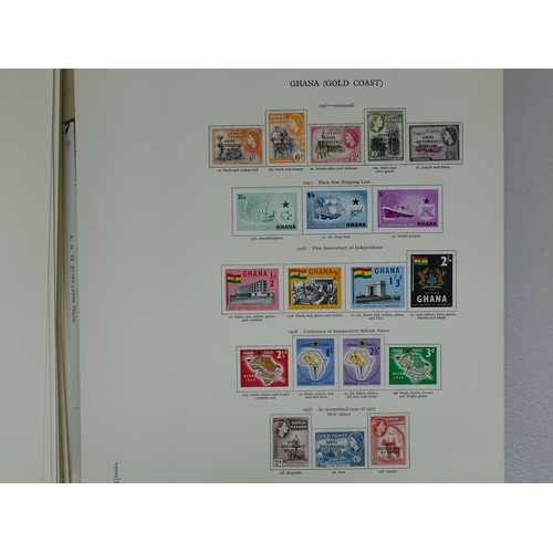 34 - Misc. Lots & Collections COMMONWEALTH Q.E.II fine mint coll. mainly complete sets including Falkland... 