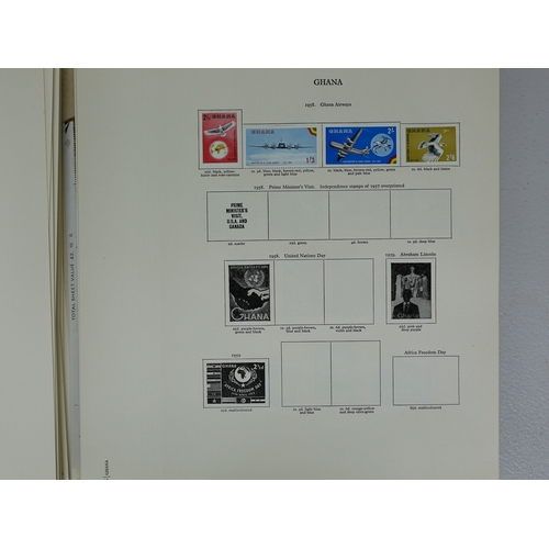 34 - Misc. Lots & Collections COMMONWEALTH Q.E.II fine mint coll. mainly complete sets including Falkland... 