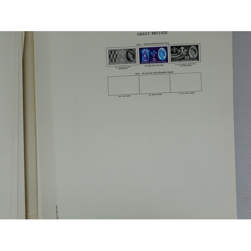 34 - Misc. Lots & Collections COMMONWEALTH Q.E.II fine mint coll. mainly complete sets including Falkland... 