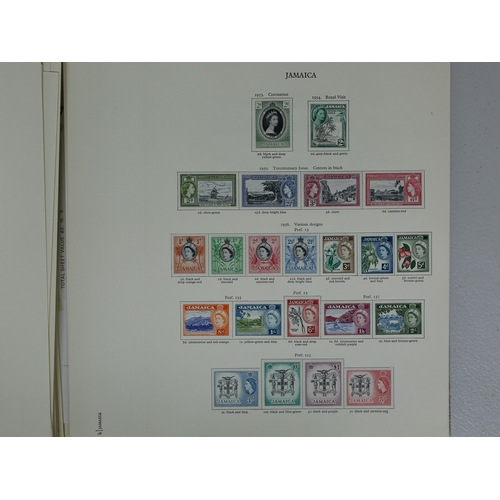 34 - Misc. Lots & Collections COMMONWEALTH Q.E.II fine mint coll. mainly complete sets including Falkland... 