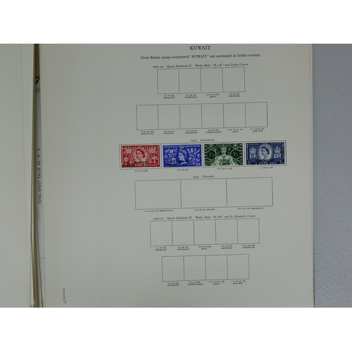 34 - Misc. Lots & Collections COMMONWEALTH Q.E.II fine mint coll. mainly complete sets including Falkland... 