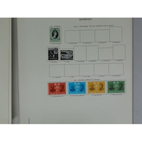 34 - Misc. Lots & Collections COMMONWEALTH Q.E.II fine mint coll. mainly complete sets including Falkland... 