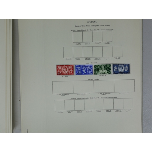34 - Misc. Lots & Collections COMMONWEALTH Q.E.II fine mint coll. mainly complete sets including Falkland... 