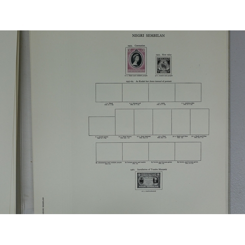 34 - Misc. Lots & Collections COMMONWEALTH Q.E.II fine mint coll. mainly complete sets including Falkland... 